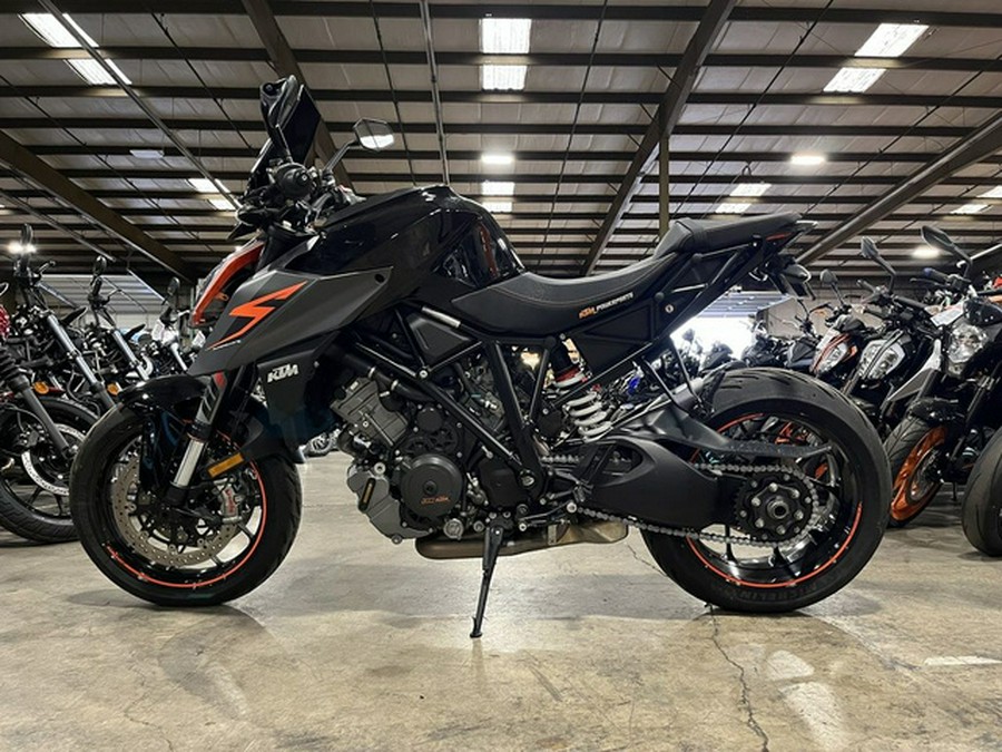 2018 KTM Super Duke 1290 R