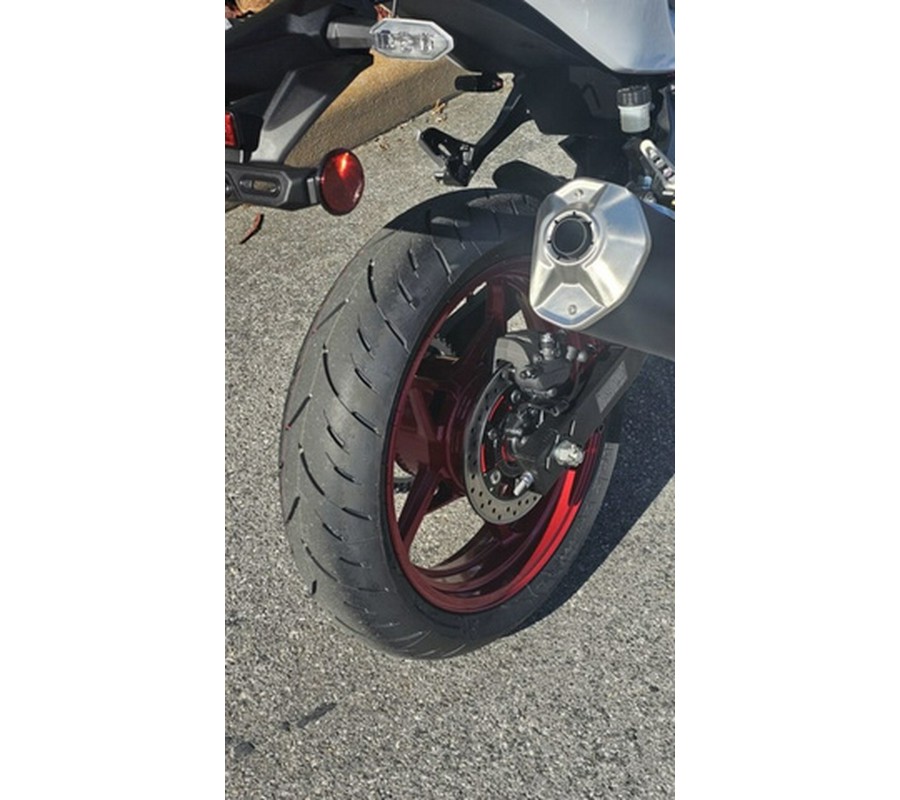 2026 Kawasaki Z500 SE ABS