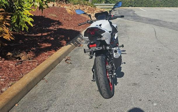 2026 Kawasaki Z500 SE ABS