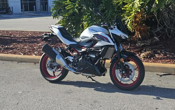 2026 Kawasaki Z500 SE ABS