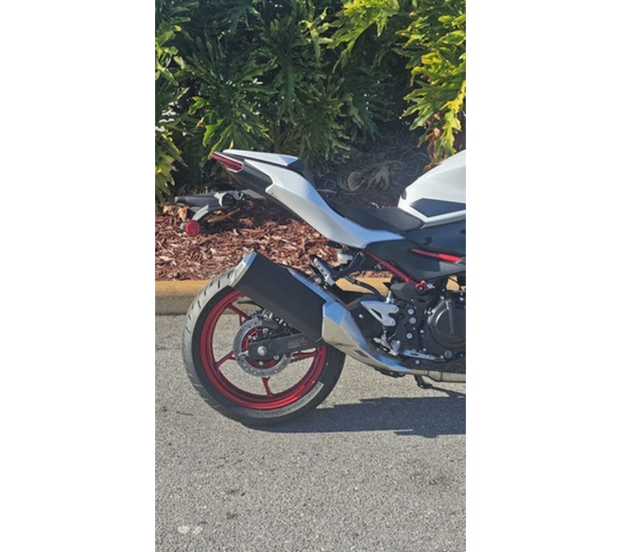 2026 Kawasaki Z500 SE ABS
