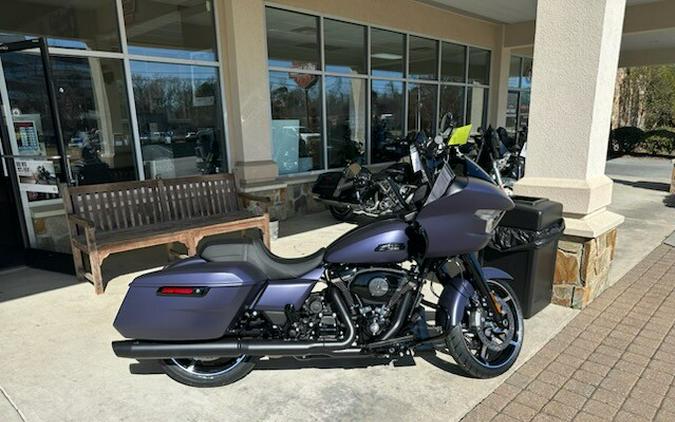 2025 Harley-Davidson Road Glide® Purple Abyss Denim - Black Finish
