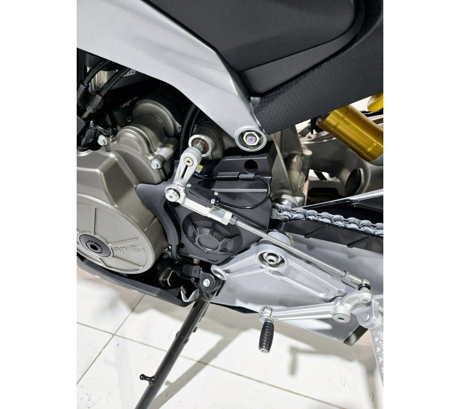 2025 Aprilia Tuono 660 Factory