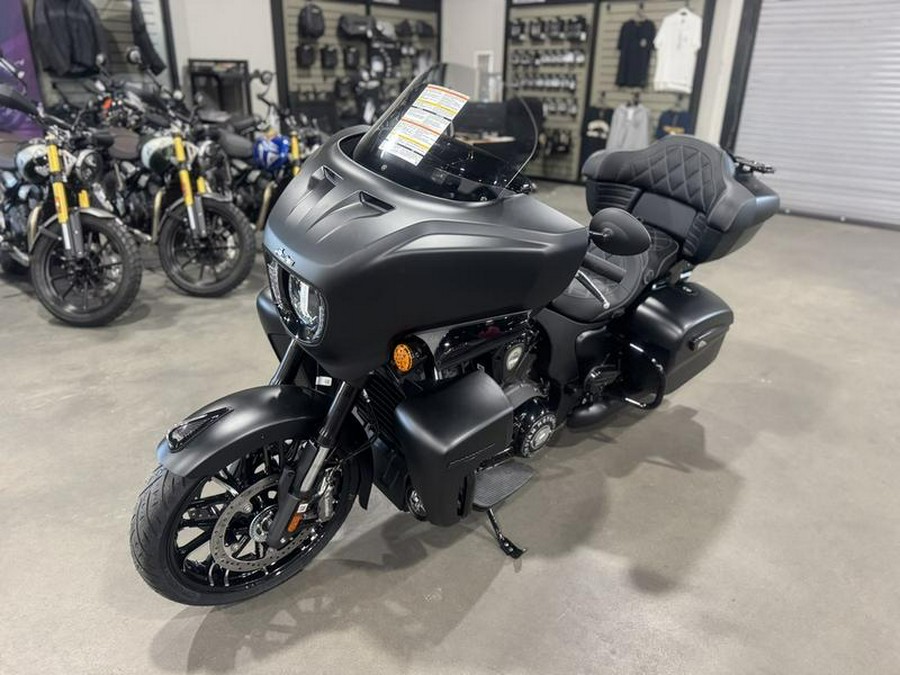 2025 Indian Motorcycle® Roadmaster® PowerPlus Dark Horse® Black Smoke