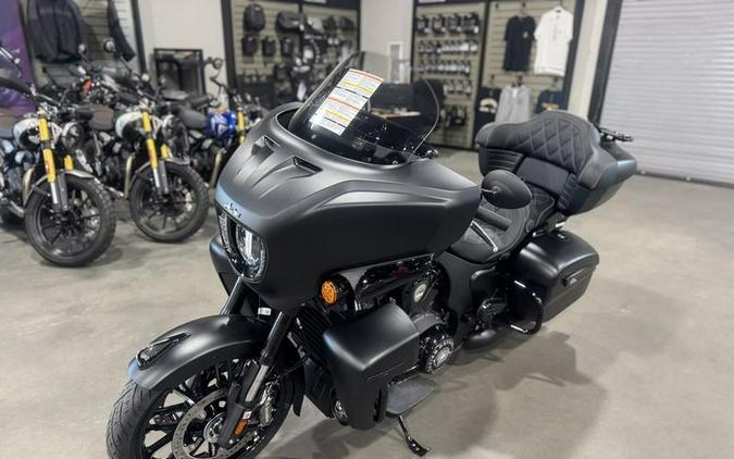 2025 Indian Motorcycle® Roadmaster® PowerPlus Dark Horse® Black Smoke