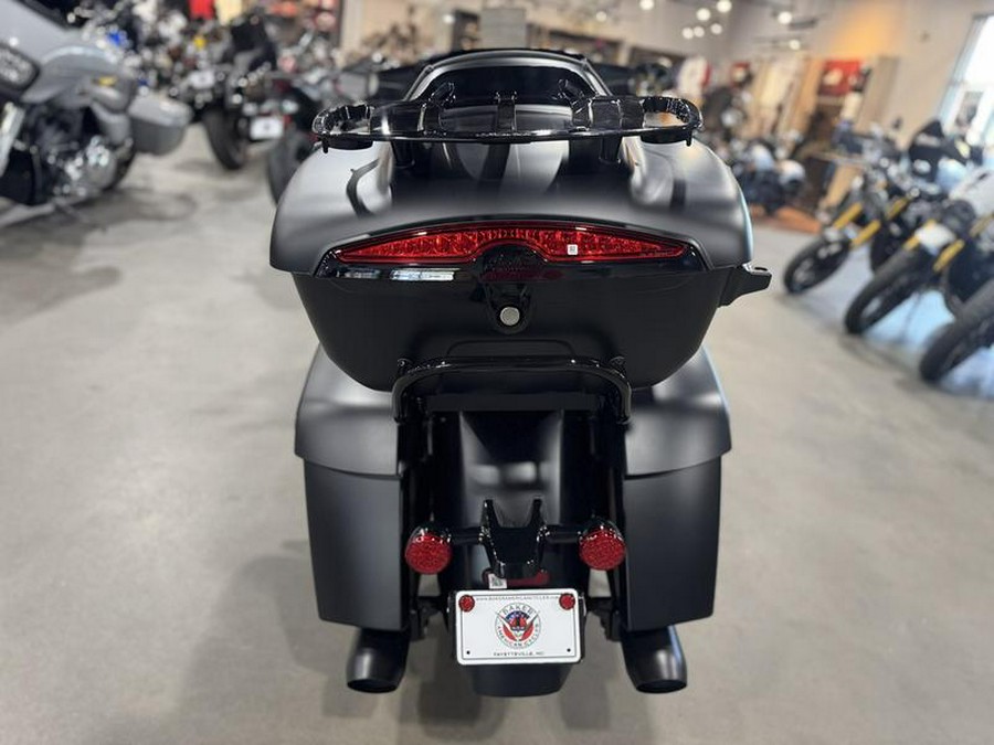 2025 Indian Motorcycle® Roadmaster® PowerPlus Dark Horse® Black Smoke