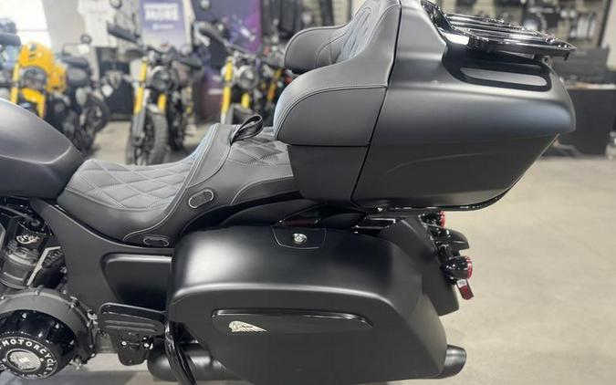 2025 Indian Motorcycle® Roadmaster® PowerPlus Dark Horse® Black Smoke