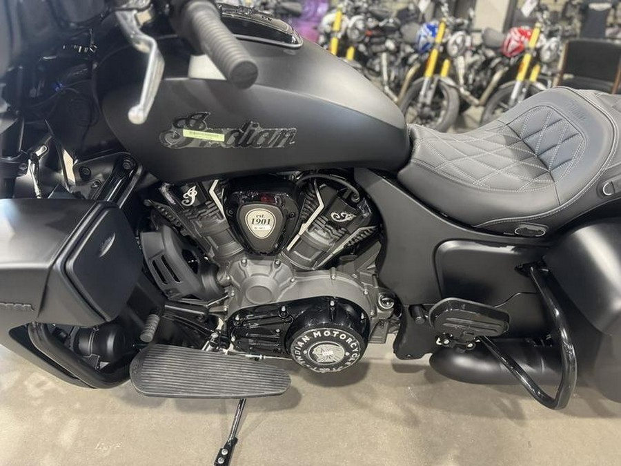 2025 Indian Motorcycle® Roadmaster® PowerPlus Dark Horse® Black Smoke