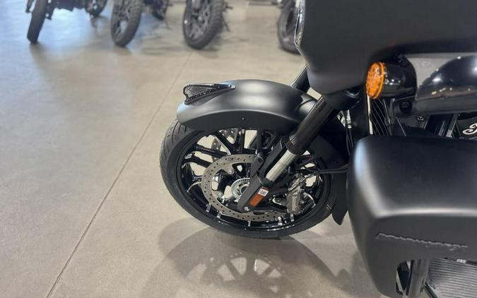 2025 Indian Motorcycle® Roadmaster® PowerPlus Dark Horse® Black Smoke