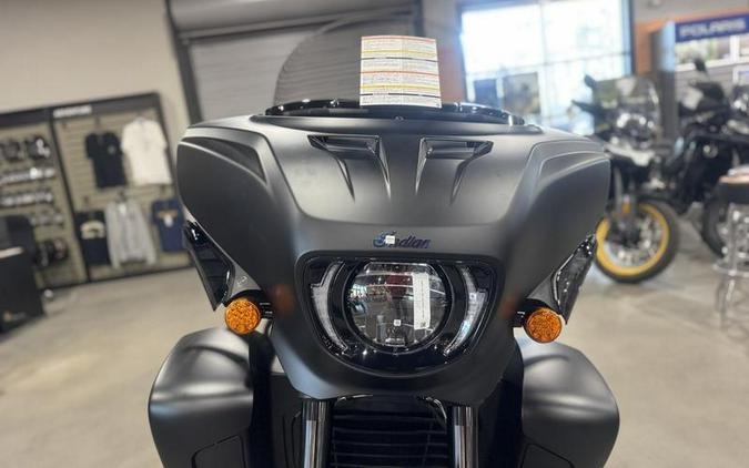 2025 Indian Motorcycle® Roadmaster® PowerPlus Dark Horse® Black Smoke