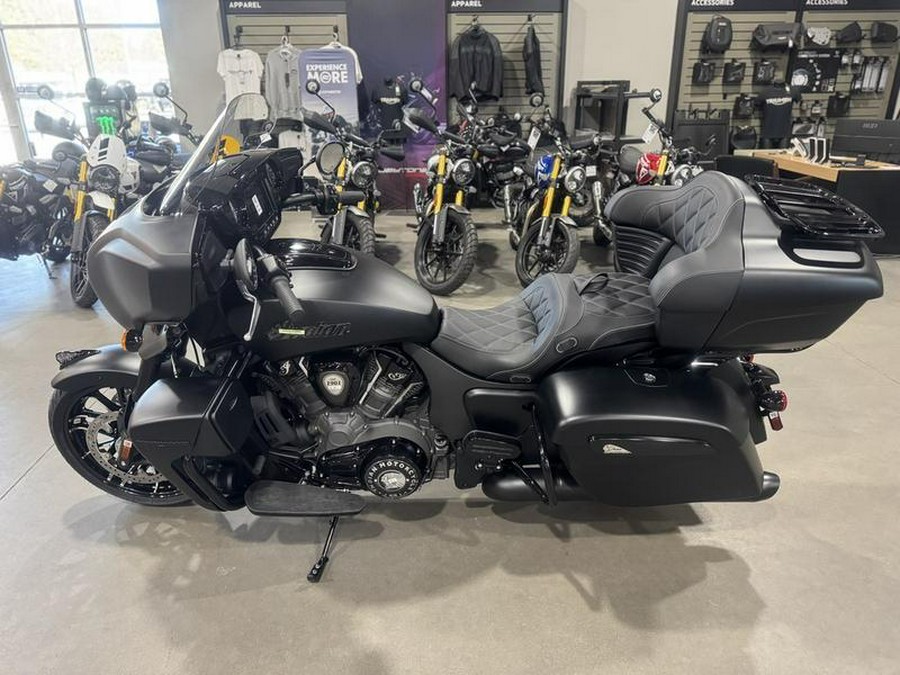 2025 Indian Motorcycle® Roadmaster® PowerPlus Dark Horse® Black Smoke
