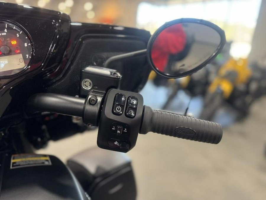 2025 Indian Motorcycle® Roadmaster® PowerPlus Dark Horse® Black Smoke