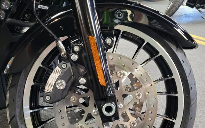 2026 Harley-Davidson® Road Glide Limited Vivid Black Black Trim