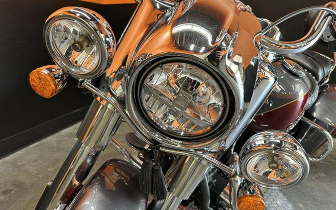 2017 Indian Springfield Steel Gray Over Burgundy Metallic