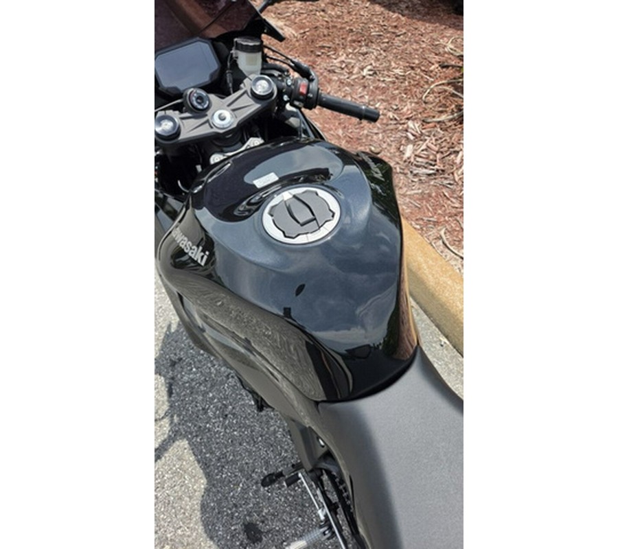 2026 Kawasaki Ninja ZX-6R