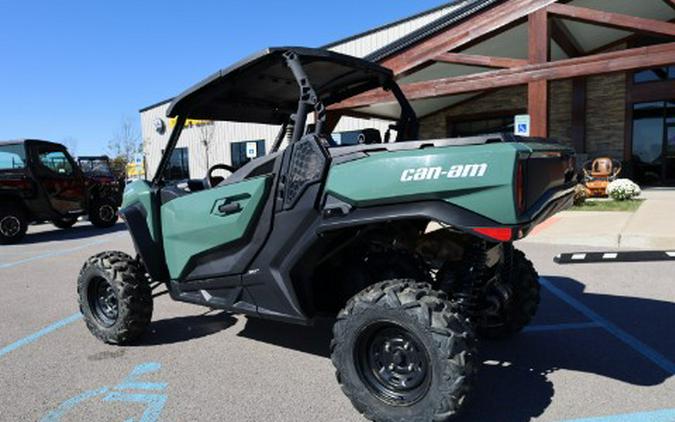 2026 Can-Am Commander DPS 700