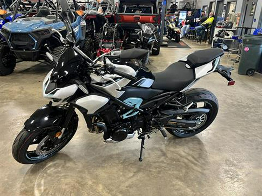 2025 Kawasaki Z900 ABS