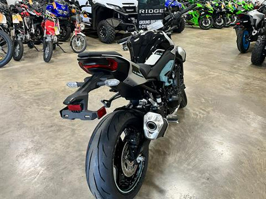 2025 Kawasaki Z900 ABS