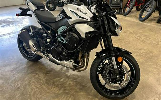 2025 Kawasaki Z900 ABS