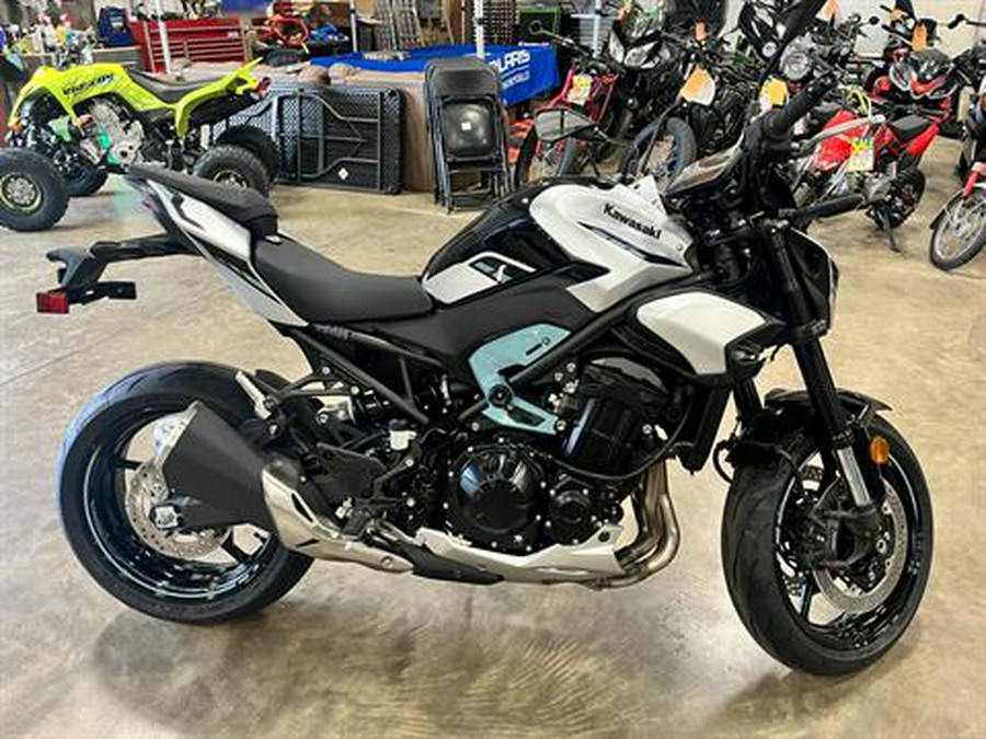 2025 Kawasaki Z900 ABS