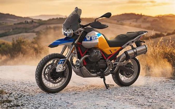 2027 Moto Guzzi V85TT ADVENTURE