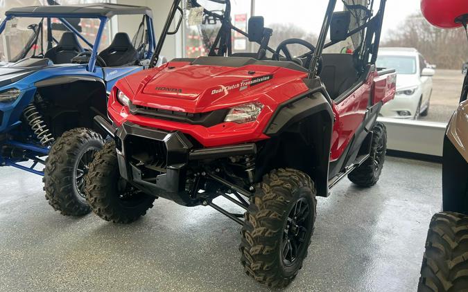 2023 Honda Pioneer 1000 Deluxe