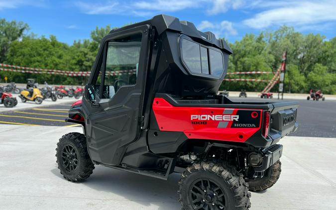 2023 Honda Pioneer 1000 Deluxe