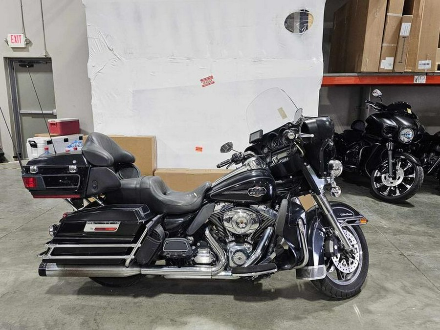 2013 Harley-Davidson® FLHTCU - Electra Glide® Ultra Classic®