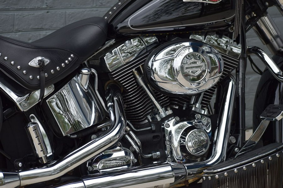 2015 Harley-Davidson® Softail® Heritage Softail® Classic