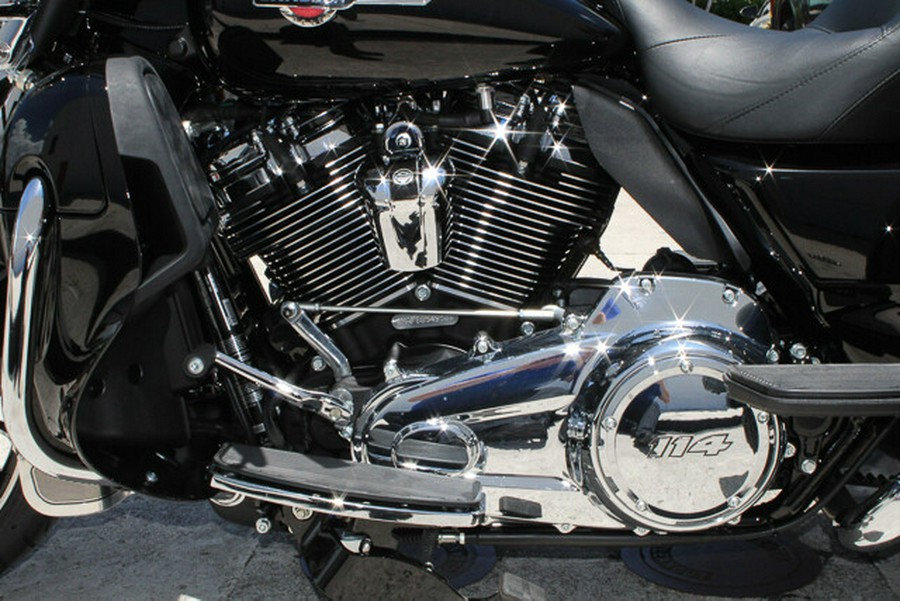 New 2025 Harley-Davidson Tri Glide Ultra FLHTCUTG Trike For Sale In Miami, Florida