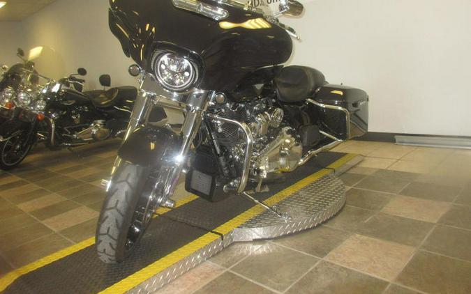 2021 Harley-Davidson® FLHXS - Street Glide® Special