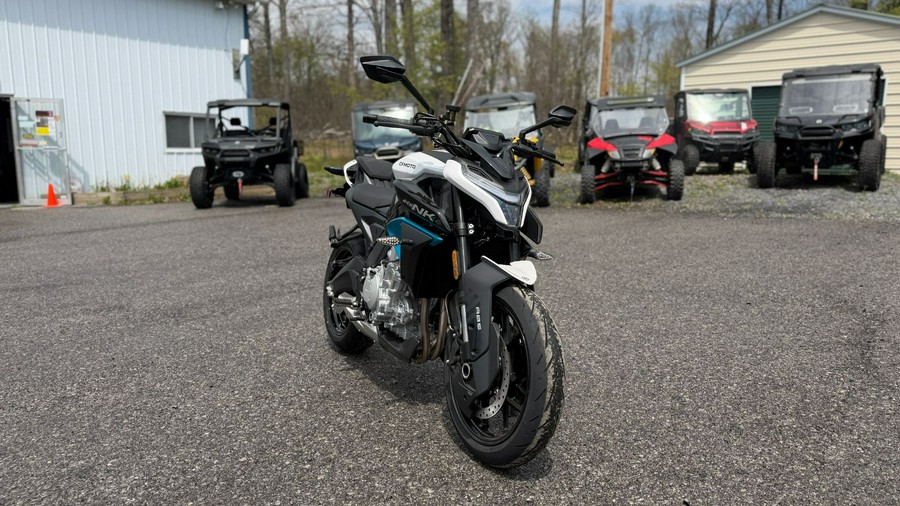2026 CFMOTO 675NK