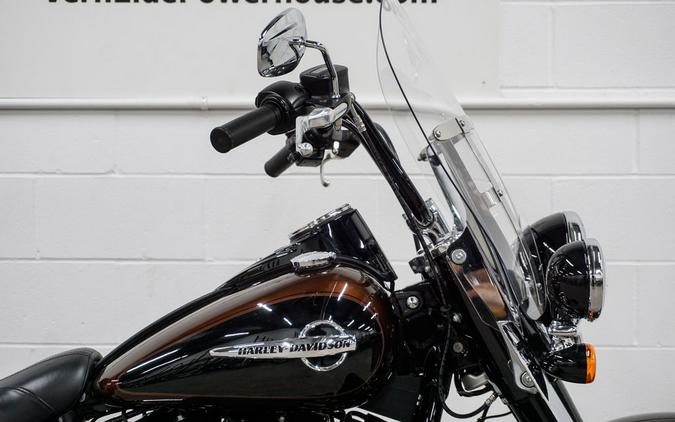 2019 Harley-Davidson® FLHCS - Heritage Classic 114