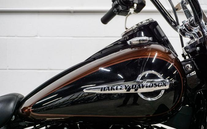 2019 Harley-Davidson® FLHCS - Heritage Classic 114