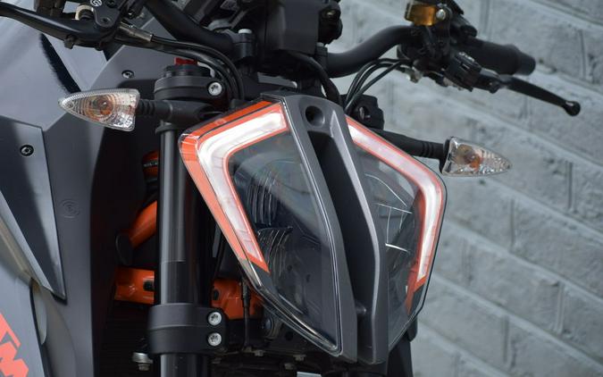 2020 KTM Super Duke 1290 R