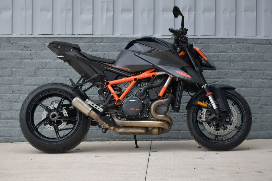 2020 KTM Super Duke 1290 R