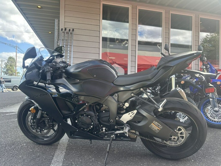 2024 Kawasaki Ninja® ZX™-6R ABS KRT Edition