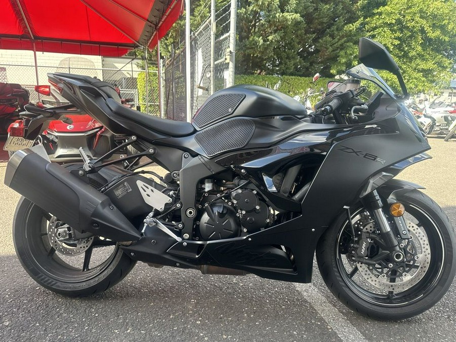 2024 Kawasaki Ninja® ZX™-6R ABS KRT Edition