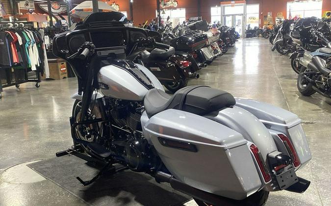 2024 Harley-Davidson FLHX - Street Glide