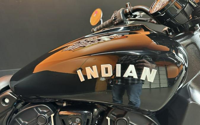 2021 Indian Scout Bobber Sixty Thunder Black