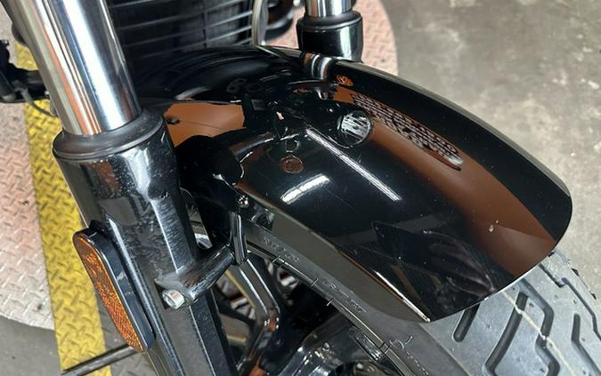 2021 Indian Scout Bobber Sixty Thunder Black