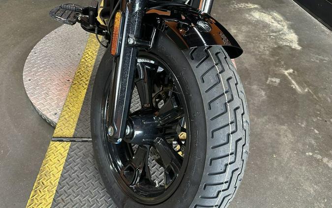 2021 Indian Scout Bobber Sixty Thunder Black