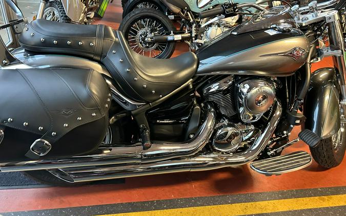 2024 Kawasaki Vulcan 900 Classic LT