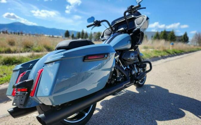 2024 Harley-Davidson Road Glide® Sharkskin Blue