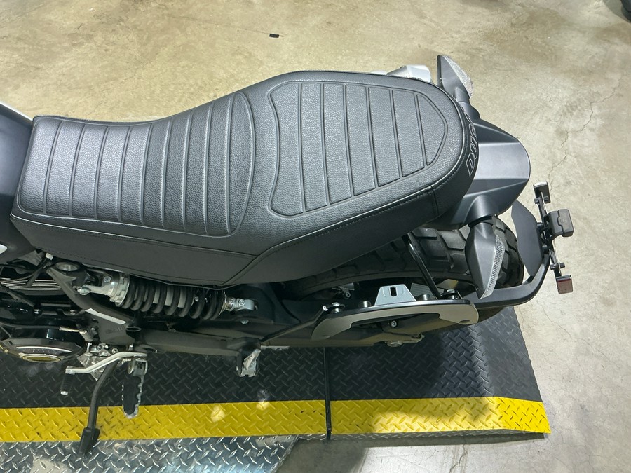 2022 Ducati Scrambler 1100 Dark PRO