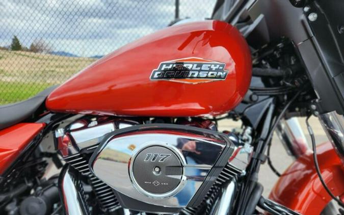 2024 Harley-Davidson Street Glide® Whiskey Fire