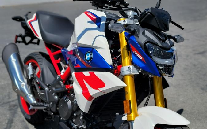 2023 BMW G 310 R