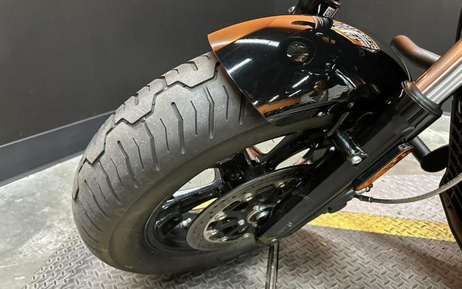 2021 Indian Scout Bobber Sixty Thunder Black