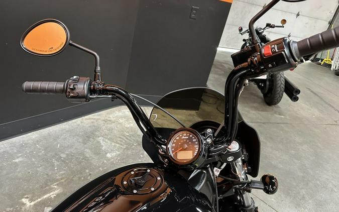 2021 Indian Scout Bobber Sixty Thunder Black