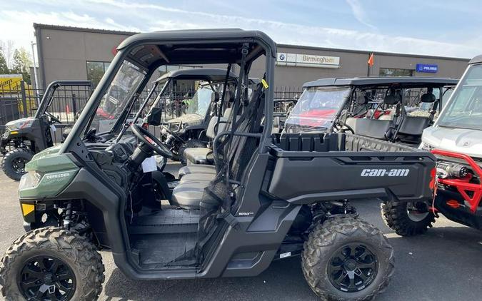 2024 Can-Am® Defender DPS HD7 Tundra Green